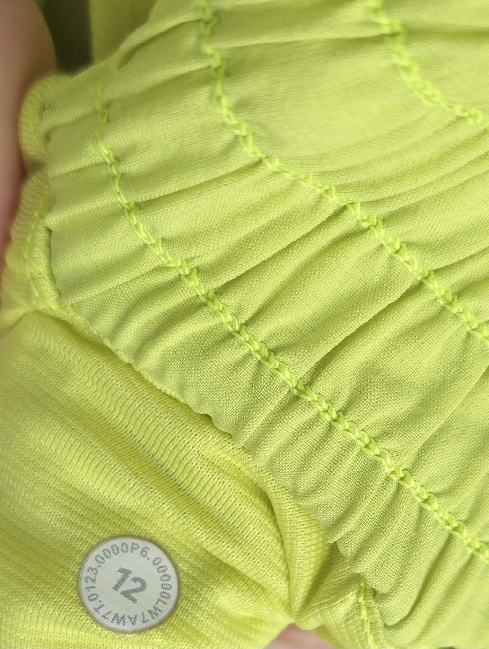 Lululemon Hotty Hot Lined Short 4" Electric Lemon Sz 12 - Picture 5 of 8